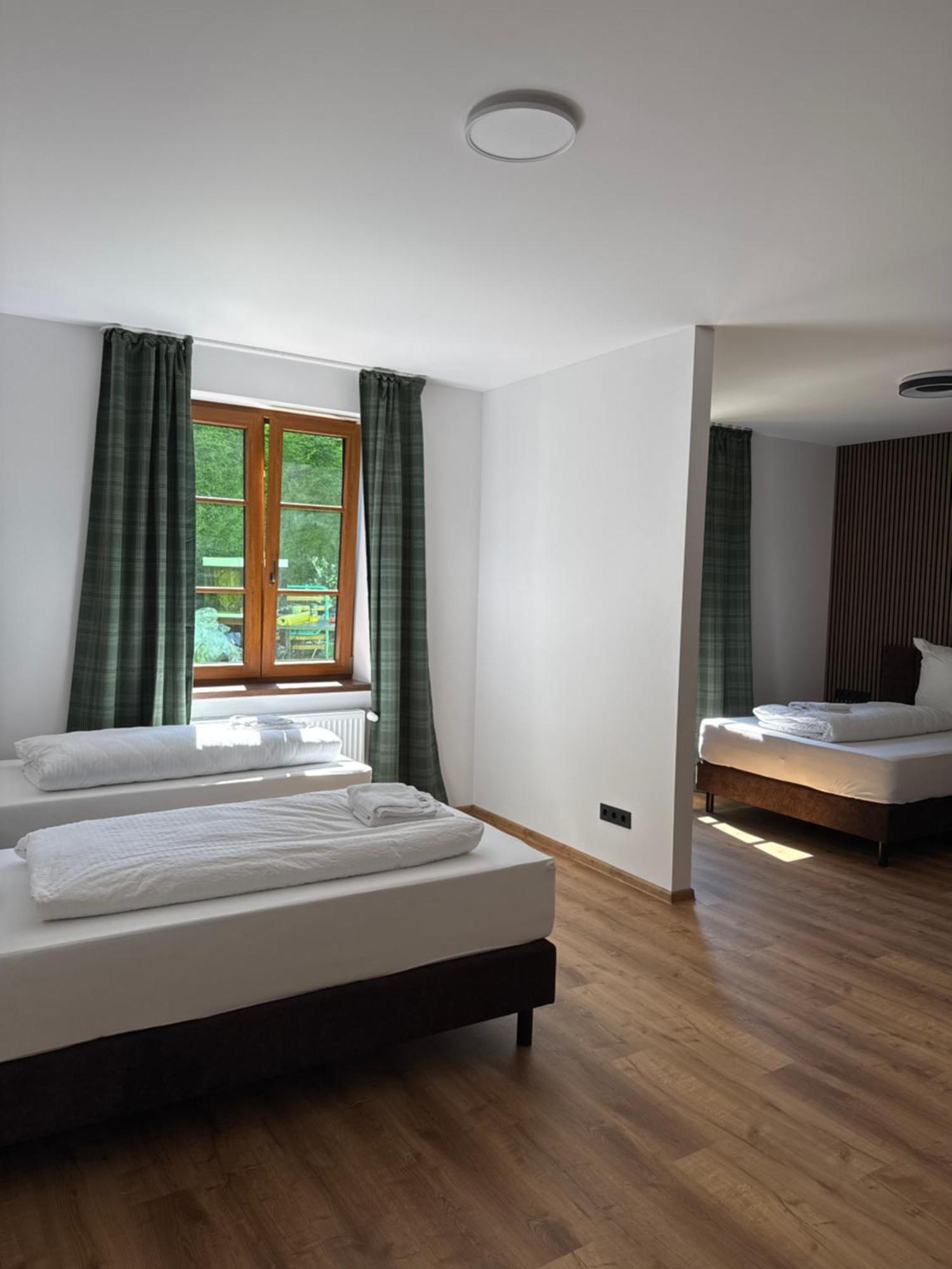 Hotel Am Schloss - Frankfurt An Der Oder Exteriör bild