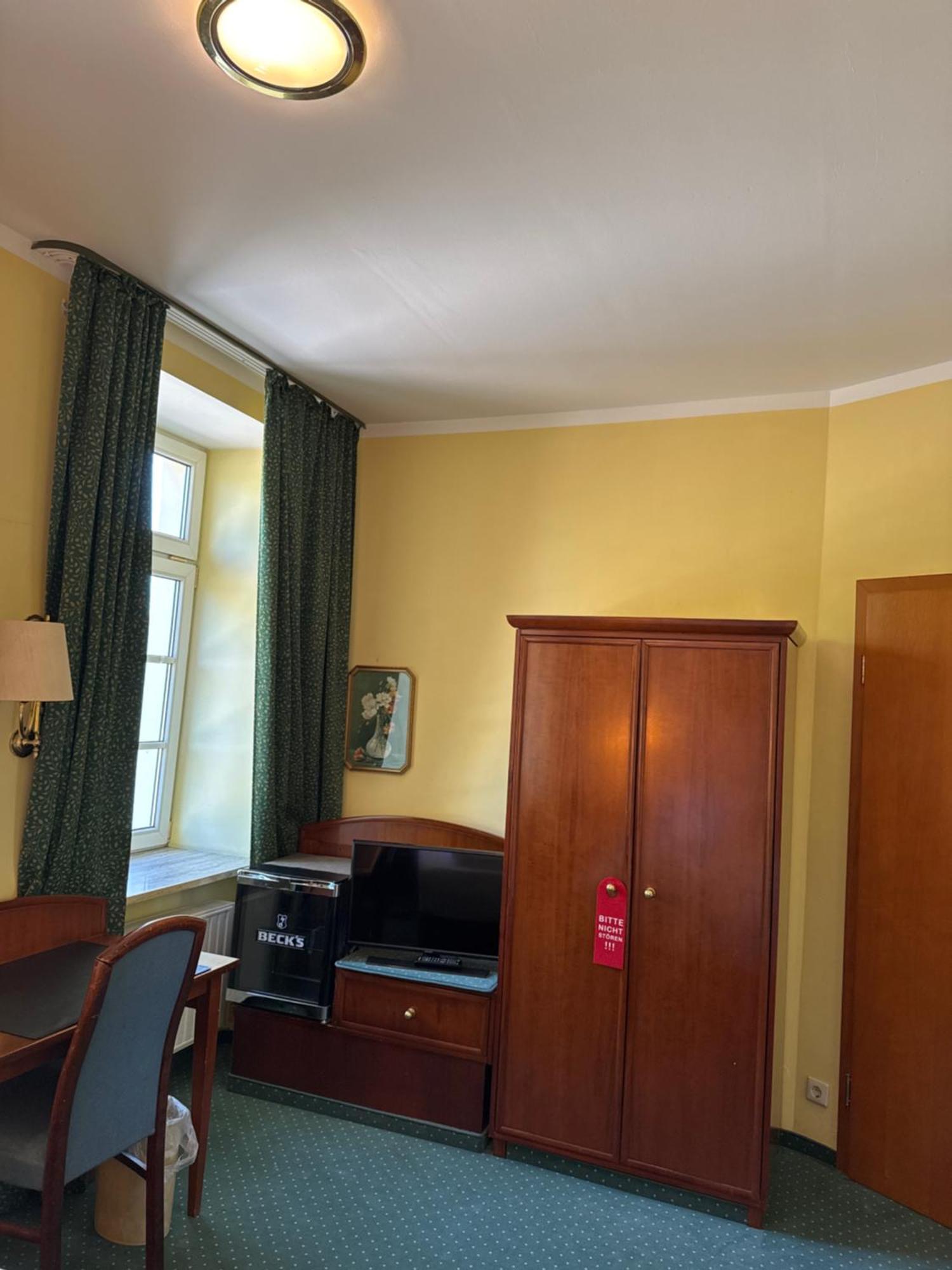 Hotel Am Schloss - Frankfurt An Der Oder Exteriör bild